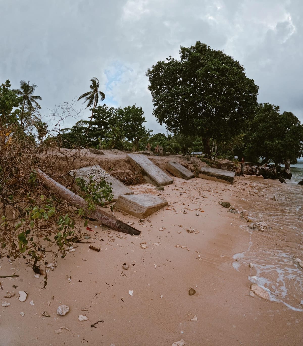 Lilisiana Community Takes Action to Protect Sacred Graveyard from Rising Tides